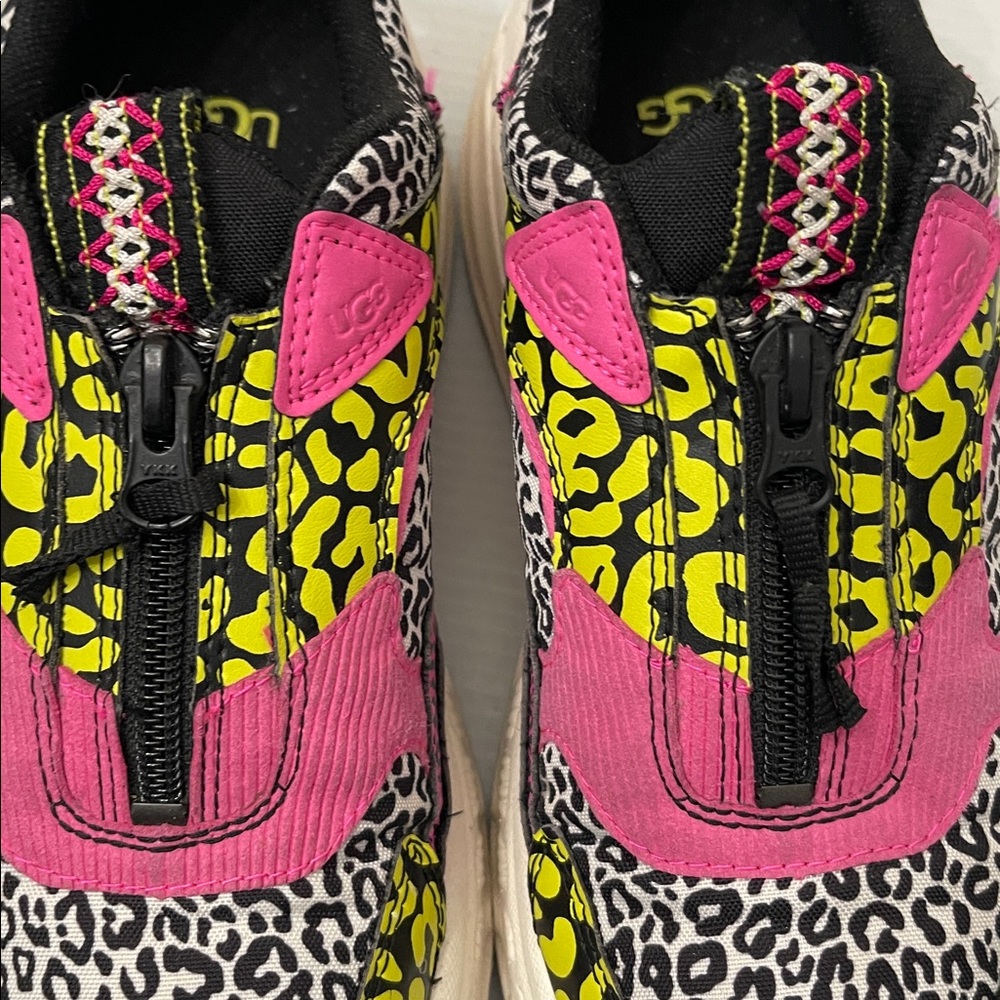 UGG CA805 ZIP SAFARI SNEAKERS WOMENS SIZE 8 - Picture 10 of 16
